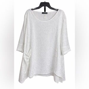 Moonlight USA Textured White Tunic Top XL Asymmetrical Hem Pockets NWOT